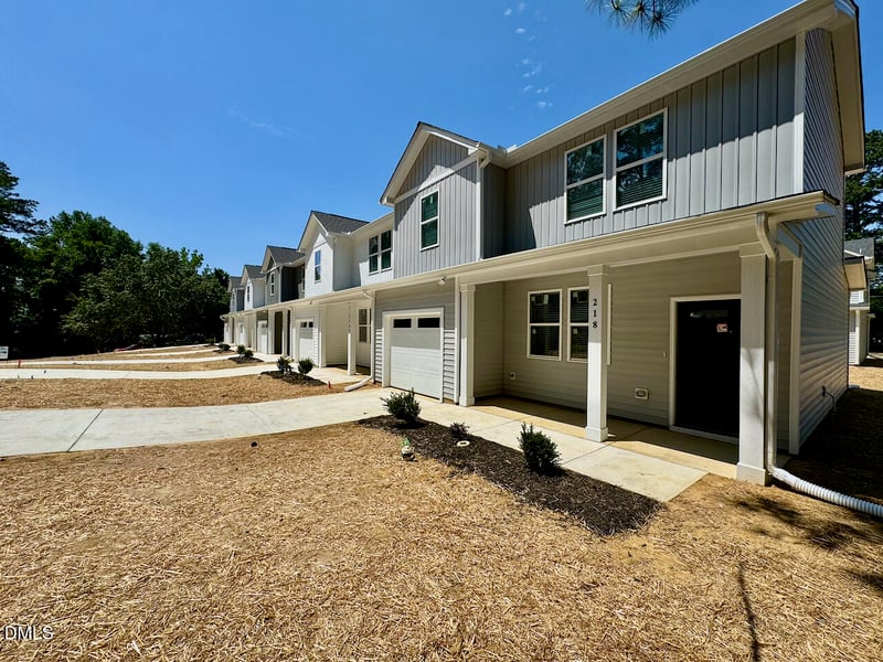 218 George St, Four Oaks, NC 27524