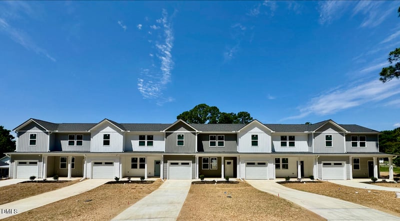 218 George St, Four Oaks, NC 27524