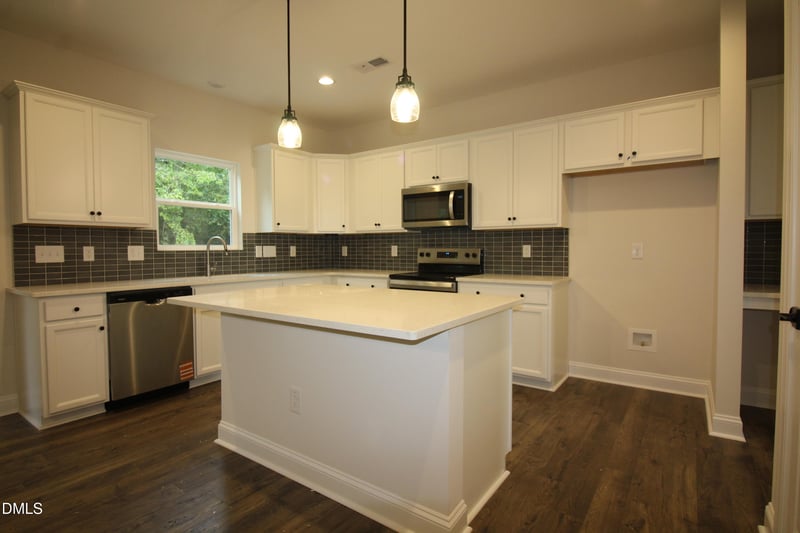 219 Maverick Ln, Dunn, NC 28334