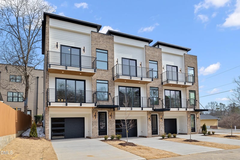 219 S West St, Fuquay Varina, NC 27526