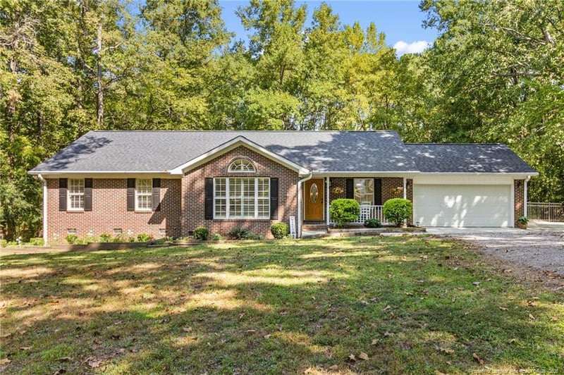 2196 Cleveland Cir, Sanford, NC 27332