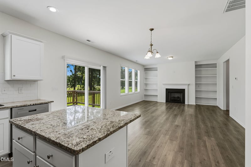 22 Davinci Dr, Zebulon, NC 27597
