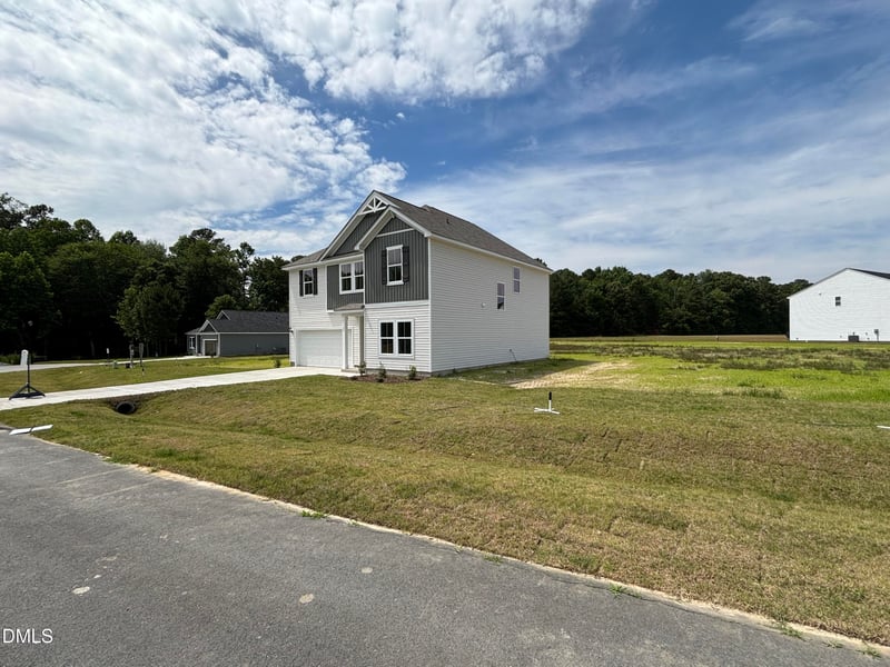 22 Iris Glen Ct, Smithfield, NC 27577