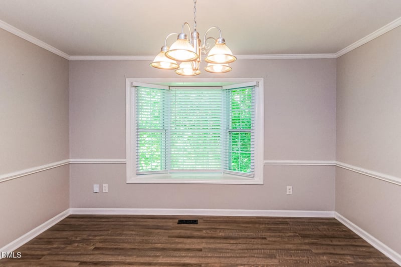 22 Knightsbridge Ct, Durham, NC 27707