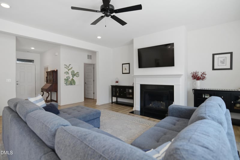 22 Mcintosh Ct, Fuquay Varina, NC 27526