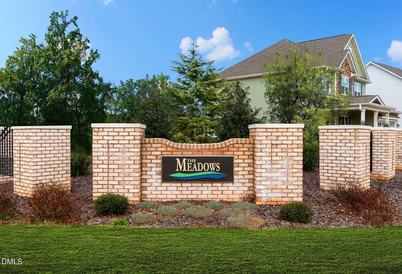 220 Custer Dr, Mebane, NC 27302