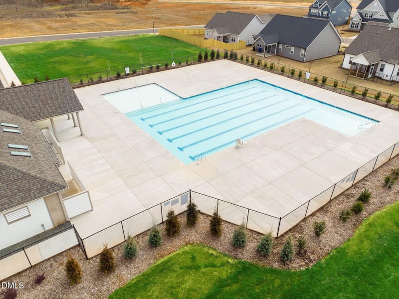 220 Custer Dr, Mebane, NC 27302