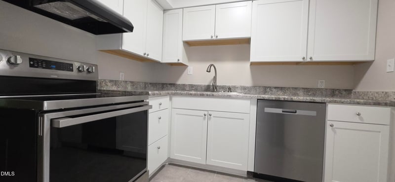 220 Elizabeth St #A18, Chapel Hill, NC 27514