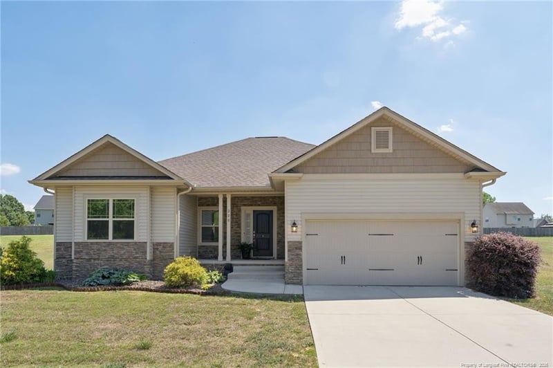 220 Glendale Cir, Sanford, NC 27332