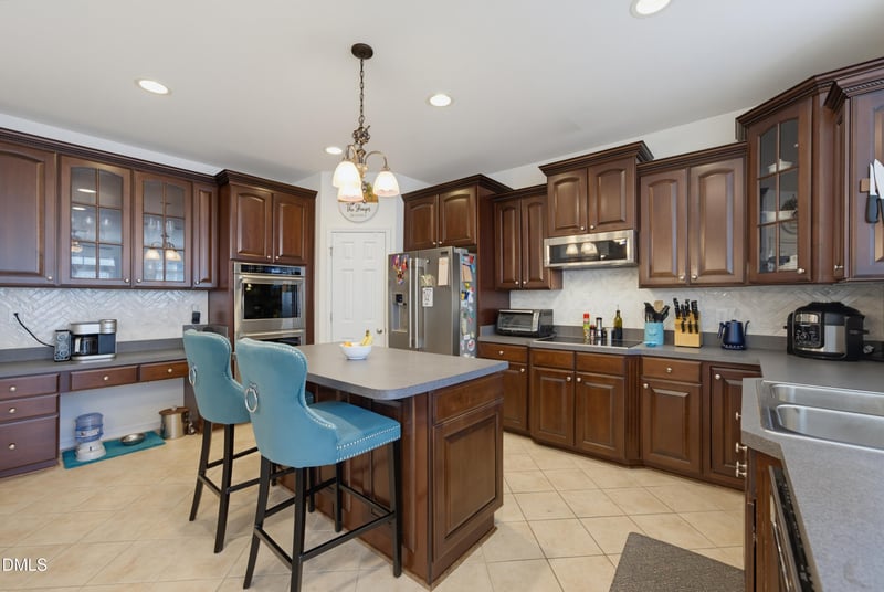 2200 Wide River Dr, Raleigh, NC 27614