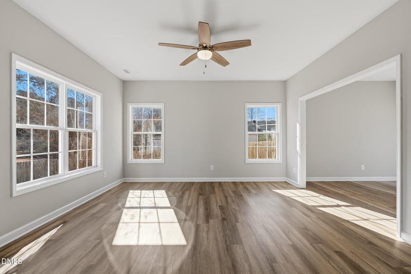 2207 Sunlit Ln, Raleigh, NC 27604