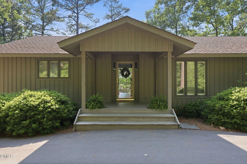 2209 Brookwood Trl, Sanford, NC 27330