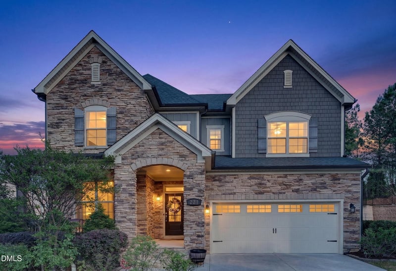 221 Birdsgrove Ct, Cary, NC 27519