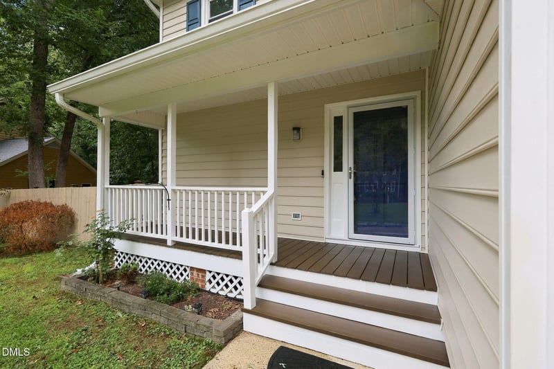 221 Heidinger Dr, Cary, NC 27511