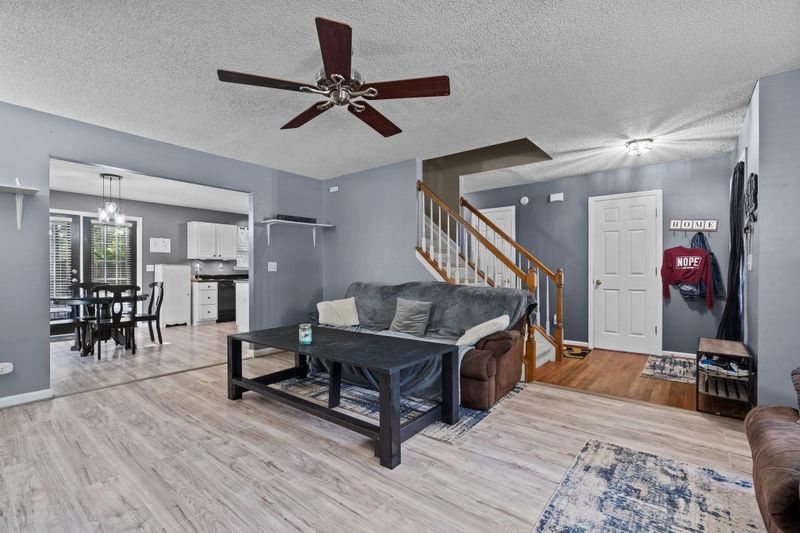 221 Hocutt Dr, Clayton, NC 27520