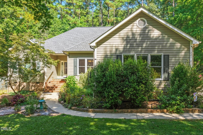 221 Stillwood Dr, Wake Forest, NC 27587
