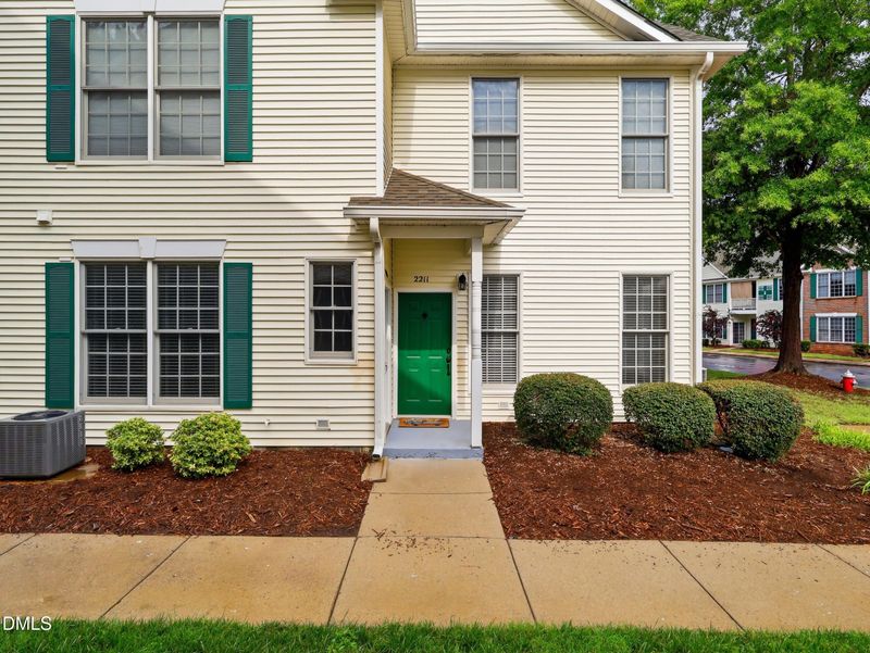 2211 Kudrow Ln, Morrisville, NC 27560