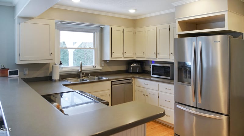 2215 Southern Rd, Sanford, NC 27330