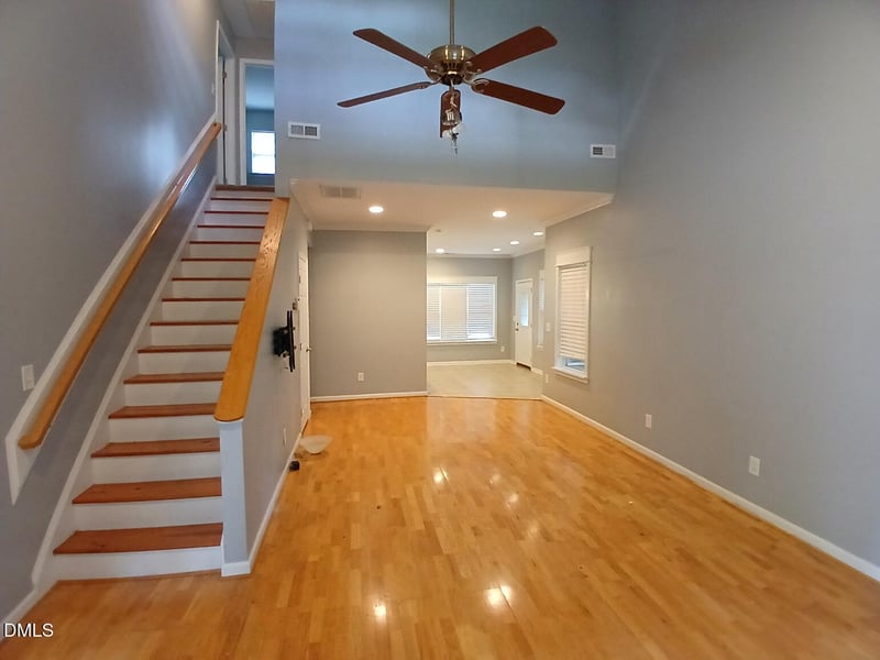 2215 University Dr, Durham, NC 27707