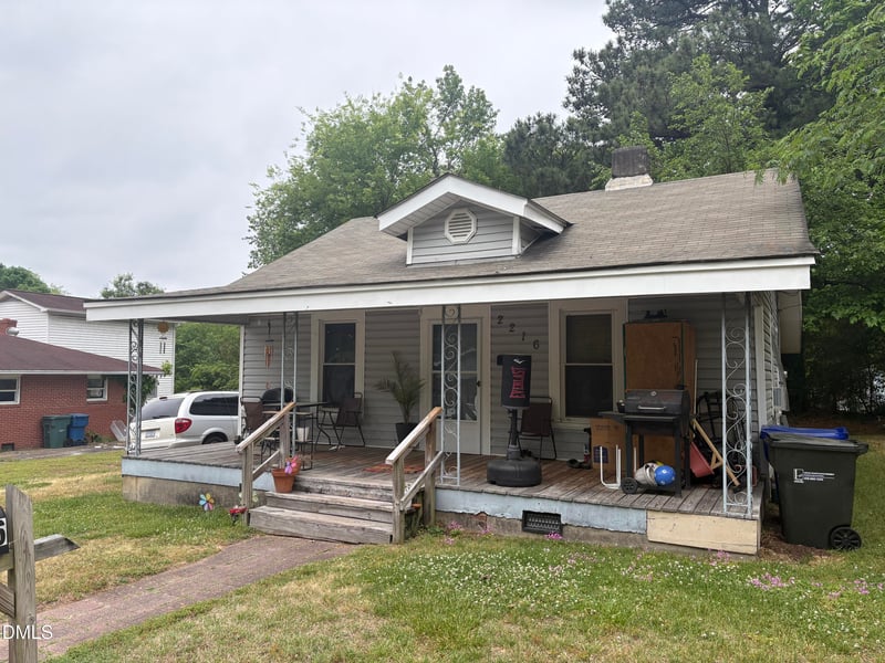 2216 Chautauqua Ave, Durham, NC 27707