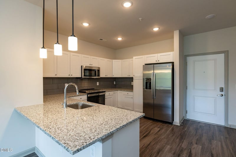 2218 Gathering Square Ct, Fuquay Varina, NC 27526