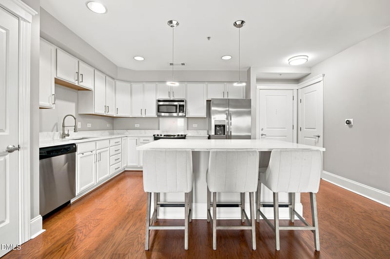 222 Glenwood Ave #501, Raleigh, NC 27603
