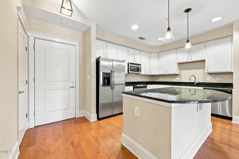 222 Glenwood Ave #717, Raleigh, NC 27603