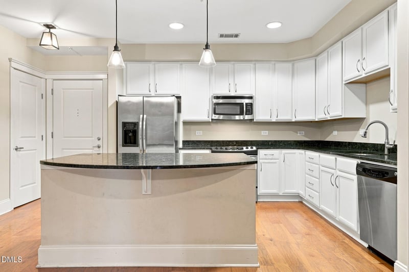222 Glenwood Ave #717, Raleigh, NC 27603
