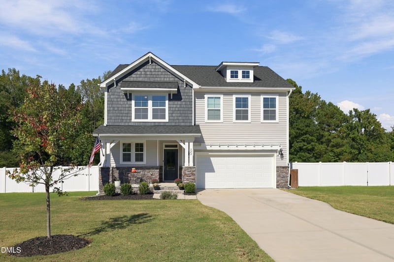 222 Salem Vlg Dr, Fuquay Varina, NC 27526