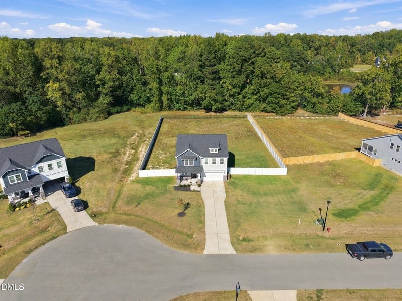 222 Salem Vlg Dr, Fuquay Varina, NC 27526
