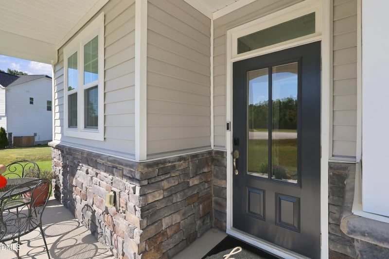 222 Salem Vlg Dr, Fuquay Varina, NC 27526