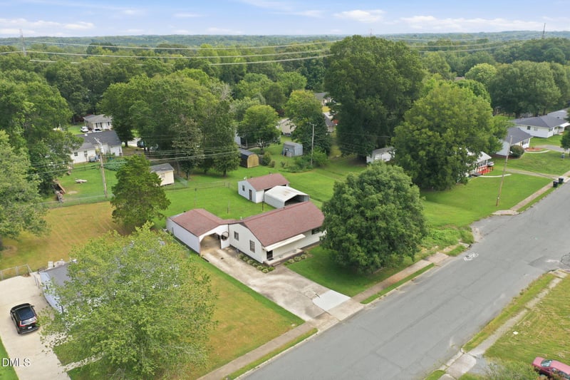 2220 Mckinney St, Burlington, NC 27217
