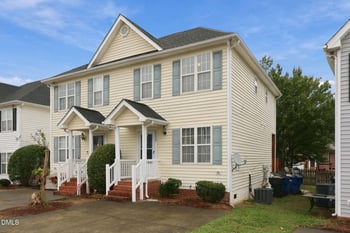 2220 Turtle Point Dr, Raleigh, NC 27604