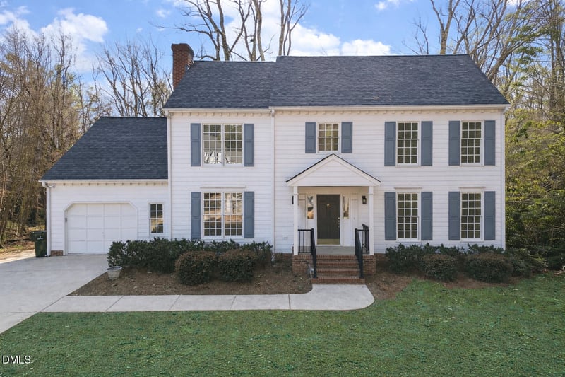 2224 Effingham Cir, Raleigh, NC 27615