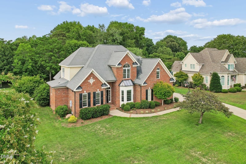 2228 Belvinwood Dr, Fuquay Varina, NC 27526