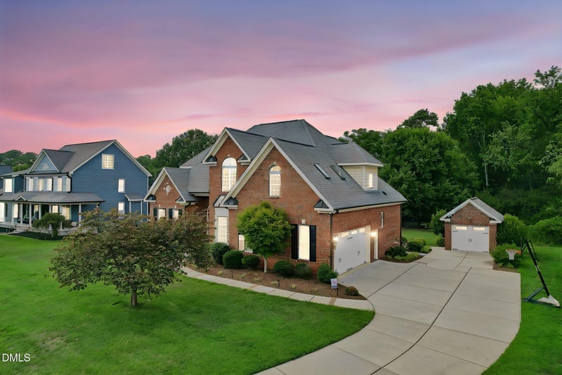 2228 Belvinwood Dr, Fuquay Varina, NC 27526