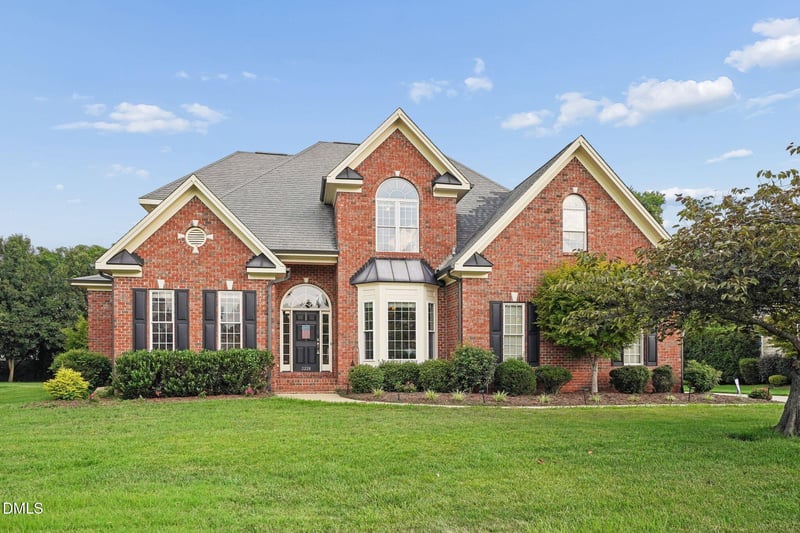 2228 Belvinwood Dr, Fuquay Varina, NC 27526