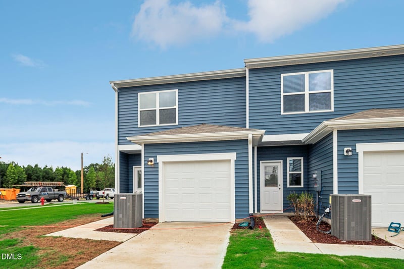 2229 Gln Xing Dr, Durham, NC 27704