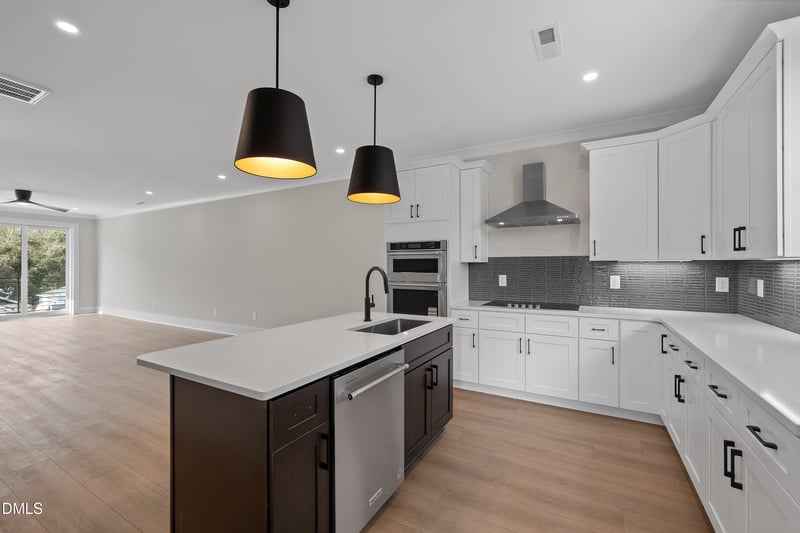 223 S West St, Fuquay Varina, NC 27526