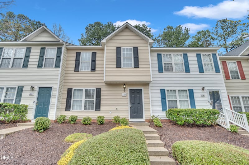 2232 Violet Bluff Ct, Raleigh, NC 27610