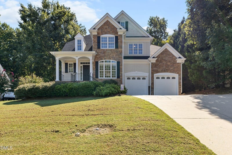 224 Kensington Ct, Clayton, NC 27527