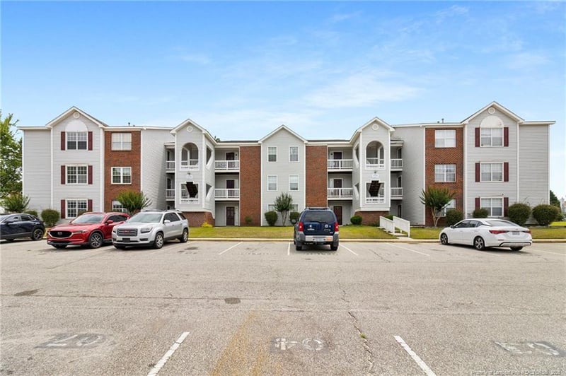 224 Waterdown Dr #11, Fayetteville, NC 28314
