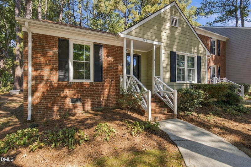 224 Wetherburn Ln, Raleigh, NC 27615