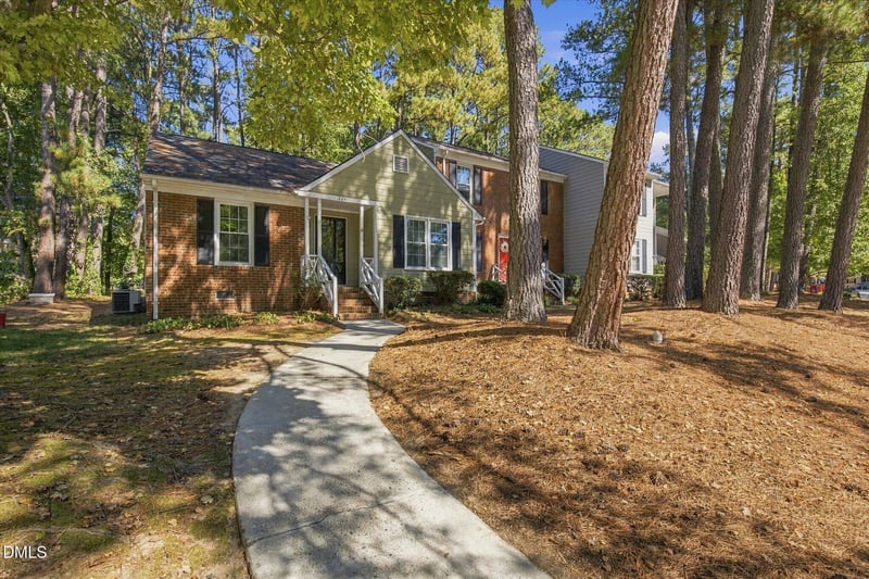 224 Wetherburn Ln, Raleigh, NC 27615