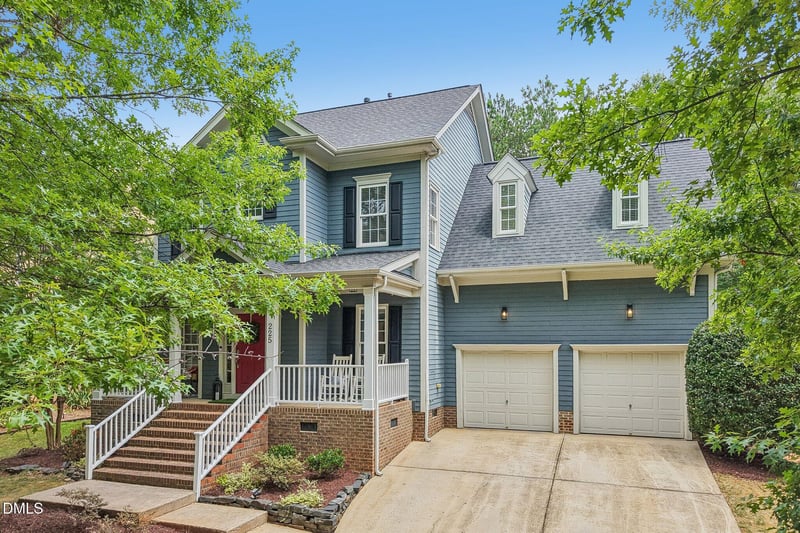 225 Brookberry Rd, Holly Springs, NC 27540