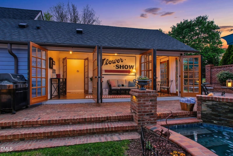 225 Elm St, Raleigh, NC 27601