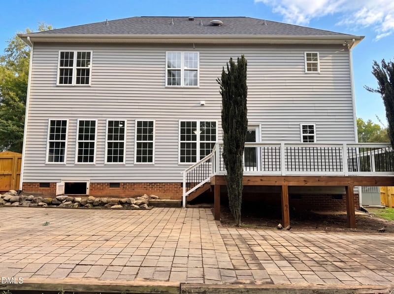 225 Sarazen Dr, Clayton, NC 27527