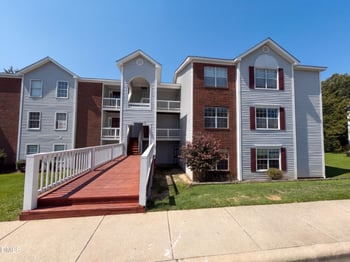 225 Waterdown Dr #8, Fayetteville, NC 28314