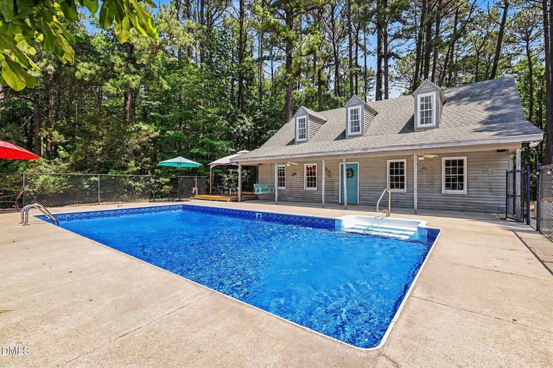 2256 Shotwell Rd, Clayton, NC 27520