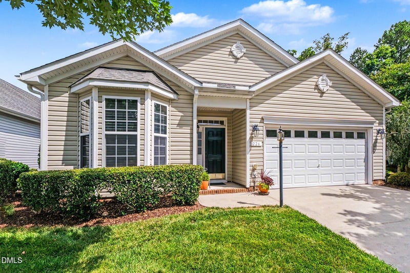 226 Muir Brook Pl, Cary, NC 27519